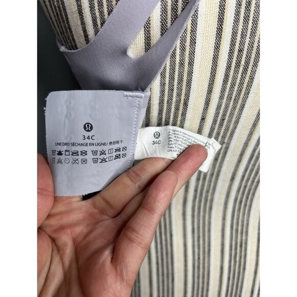 Lululemon AirSupport Bra Lavender Size 34C Activewear Outdoor Running Hiking Gym - Picture 4 of 4